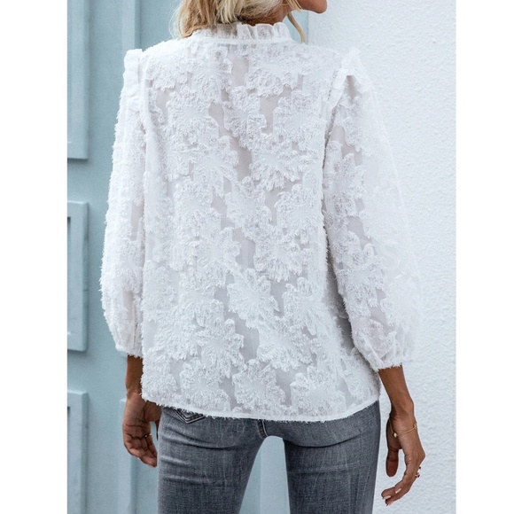 White Casual Textured Shirt Button Up Down Floral - Picture 5 of 16